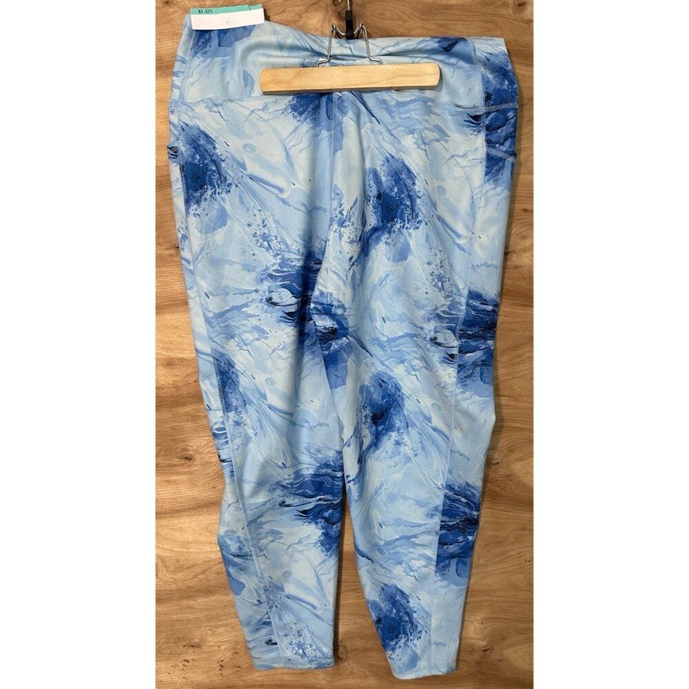 NWT Earth Yoga Women 1X Sustainable Capri Pants Stretch Pockets Blue Tie Dye